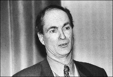 M<sup>e</sup>&nbsp;Gil R&eacute;millard &eacute;tait   ministre de la Justice lors de l'entr&eacute;e en vigueur du Code civil du Qu&eacute;bec   en 1994