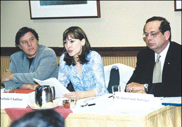 Les activit&eacute;s de formation   ont int&eacute;ress&eacute; de nombreux congressistes, notamment quant au droit   &agrave; l'image de l'artiste avec Pierre Curzi, pr&eacute;sident de l'UDA,   M<sup>e</sup>&nbsp;Nathalie Chalifour et M<sup>e</sup>&nbsp;Alain-Claude Desforges.