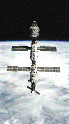 La Station spatiale internationale accueille pr&eacute;sentement une mission dont fait partie l'astronaute canadien Marc Garneau
