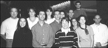 Les repr&eacute;sentants des jeunes   barreaux au sein de l'AJBQ pour l'exercice 1999-2000, dans l'ordre habituel:   Mes Jean-Guy Lacasse, Myriam Lachance, Julie Gagn&eacute;, Michel Grenier, Julie   Letellier, Louis Riverin, Caroline Aubin, Jean Roy (pr&eacute;sident), Maxime   Bernatchez, Julie Turgeon, &Eacute;ric L&eacute;veill&eacute;, Jos&eacute;e   Potvin et Dominique Lavin
