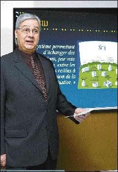 Le SIIJ permettra &agrave; l'ensemble des intervenants li&eacute;s &agrave; l'administration de la justice au Qu&eacute;bec d'&eacute;changer par voie &eacute;lectronique des informations fiables, et ce, sur tout le territoire qu&eacute;b&eacute;cois, pr&eacute;cise Simon Marcotte