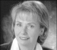 Conf&eacute;renci&egrave;re invit&eacute;e, la pr&eacute;sidente du Tribunal des droits de la personne, Mich&egrave;le Rivet, a examin&eacute; l'analyse de l'article 15 d&eacute;velopp&eacute;e par la Cour supr&ecirc;me