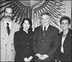 Participation de l'ABC-Qu&eacute;bec au Congr&egrave;s du Barreau. De gauche &agrave; droite, le vice-pr&eacute;sident de l'ABC-Qu&eacute;bec M<sup>e</sup>&nbsp;Yves Tourangeau, la pr&eacute;sidente de l'ABC-Qu&eacute;bec M<sup>e</sup>&nbsp;Christiane Alary, le b&acirc;tonnier du Qu&eacute;bec M<sup>e</sup>&nbsp;Claude G. Leduc, et la pr&eacute;sidente du Comit&eacute; organisateur du Congr&egrave;s du Barreau 2003, M<sup>e</sup>&nbsp;Isabelle Roy
