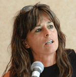 L'auteure et productrice Fabienne Larouche