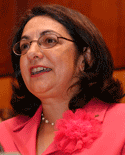 La nouvelle b&acirc;tonni&egrave;re du Barreau du Qu&eacute;bec, M<sup>e</sup>&nbsp;Madeleine Lemieux