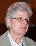 M<sup>me</sup>&nbsp;Suzanne Philips-Nootens