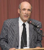 Le b�tonnier Yvan Corriveau